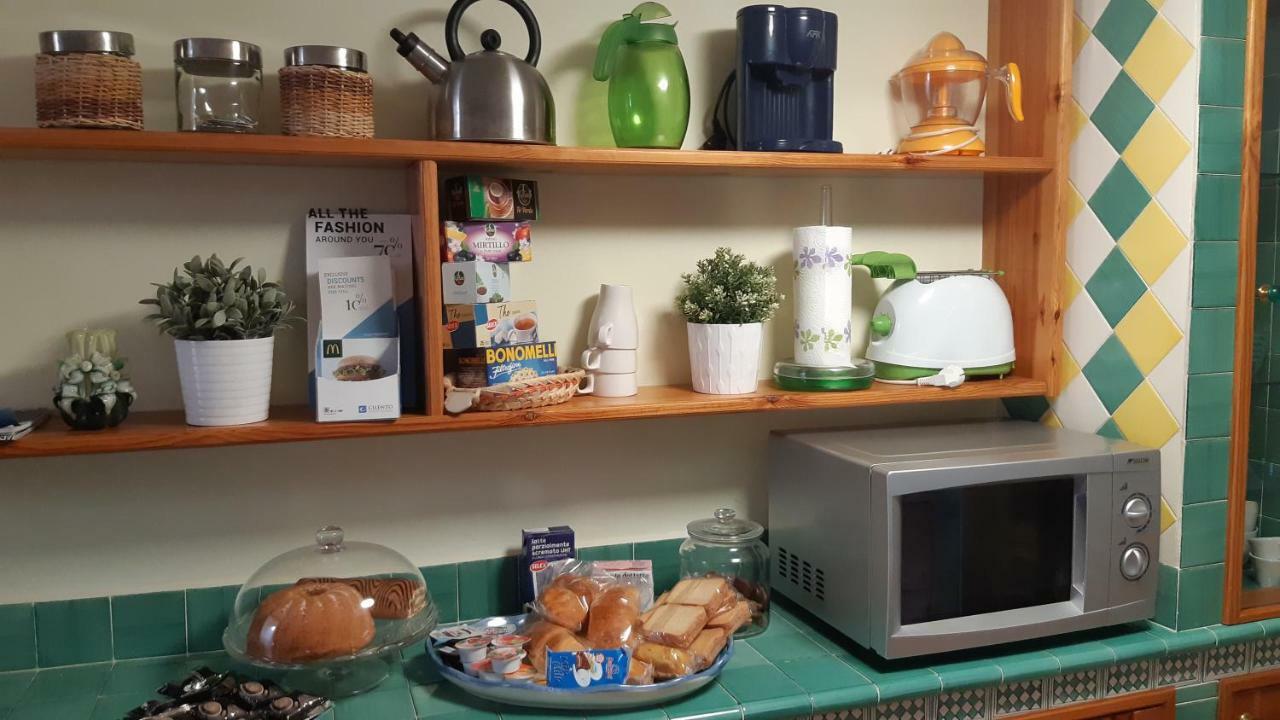 La Castellana Apartment Салерно Екстериор снимка